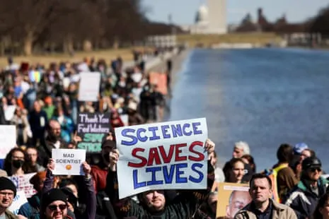 Trump’s Campaign on Science Leaves US Healthcare Experts Stunned: ‘They Are Ignoring Science’